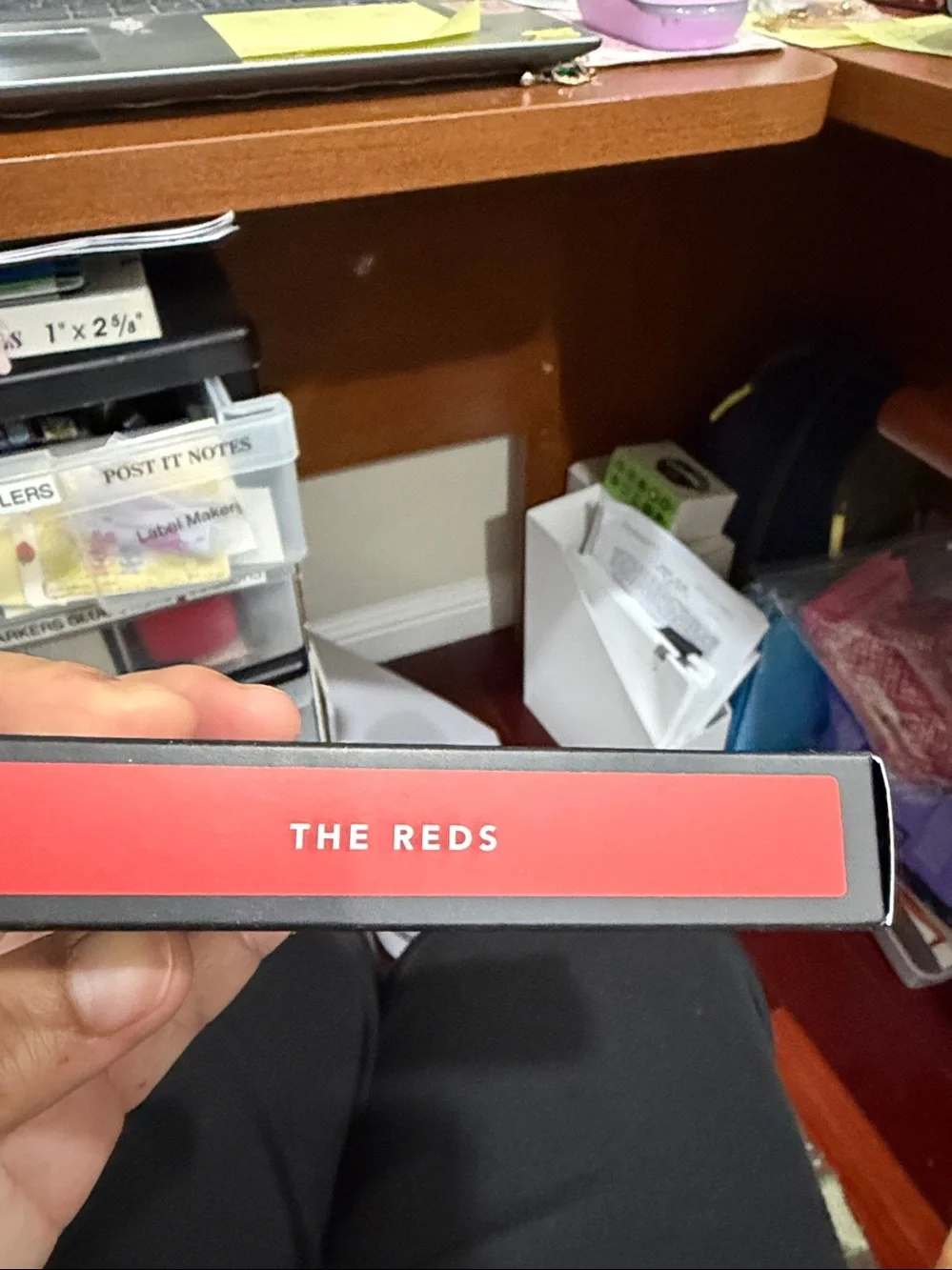 Color street the red eyeshadow Palette new